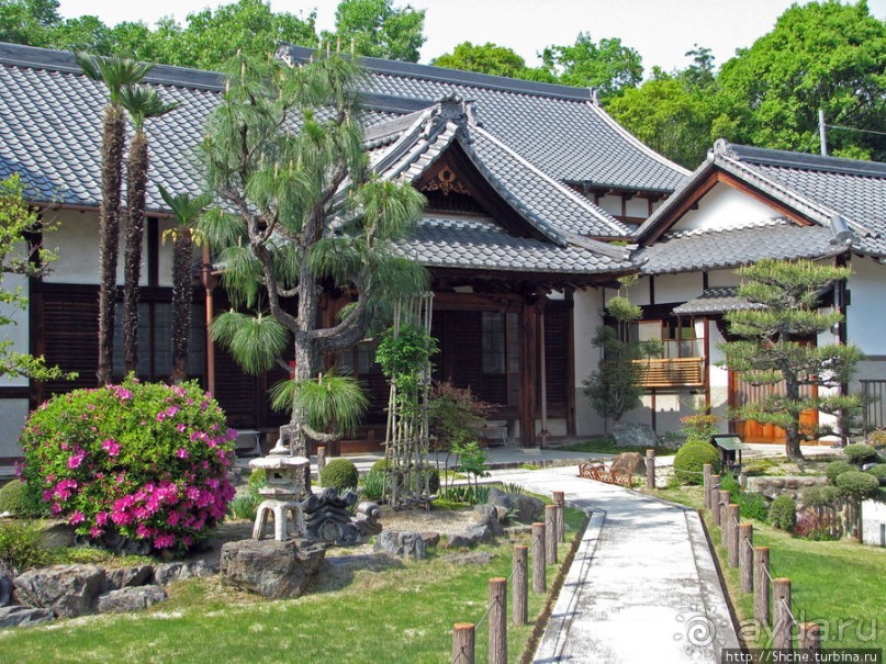 Храмовый комплекс Eiho-ji, действующий монастырь дзэн 14 век