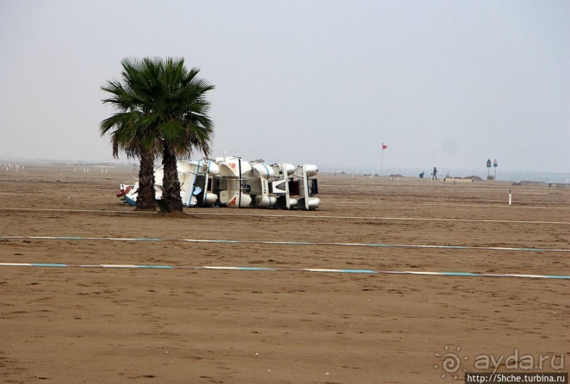 Пляжи тоже умеют грустить... Римини в октябре