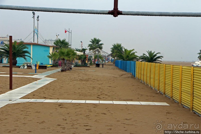 Пляжи тоже умеют грустить... Римини в октябре