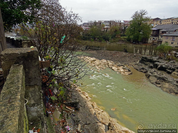 Кутаиси — город на реке Риони