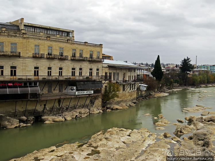 Кутаиси — город на реке Риони