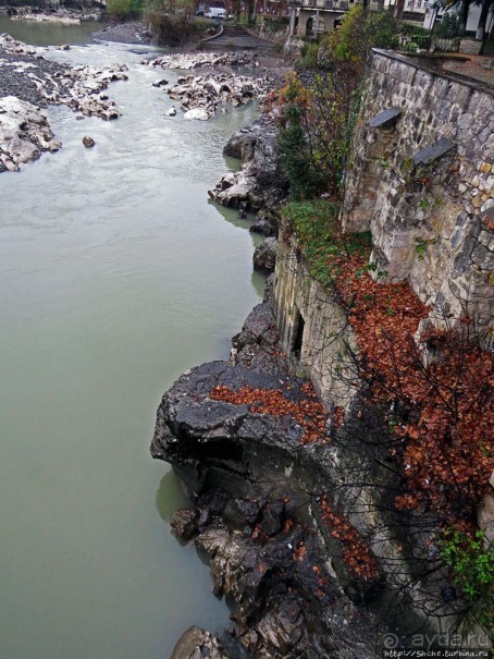 Кутаиси — город на реке Риони