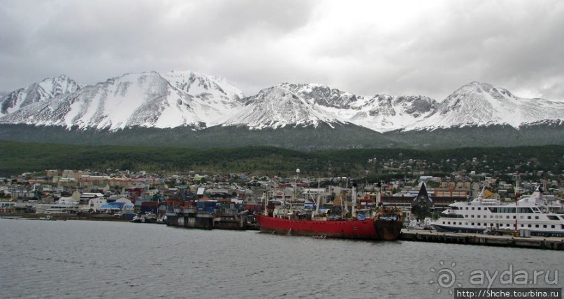 Набережная и порт Ушуайи - ворота в Антарктиду