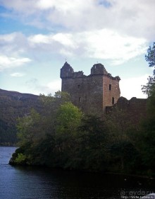 Черные воды Лох-Несса