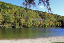 В гостях у Радуги. Изумрудное озеро — название обязывает