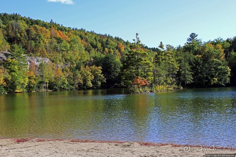 В гостях у Радуги. Изумрудное озеро — название обязывает