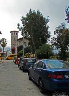 Весь Пирей — от узких улочек до широких проспектов