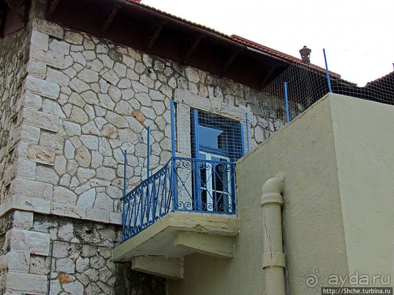 Весь Пирей — от узких улочек до широких проспектов