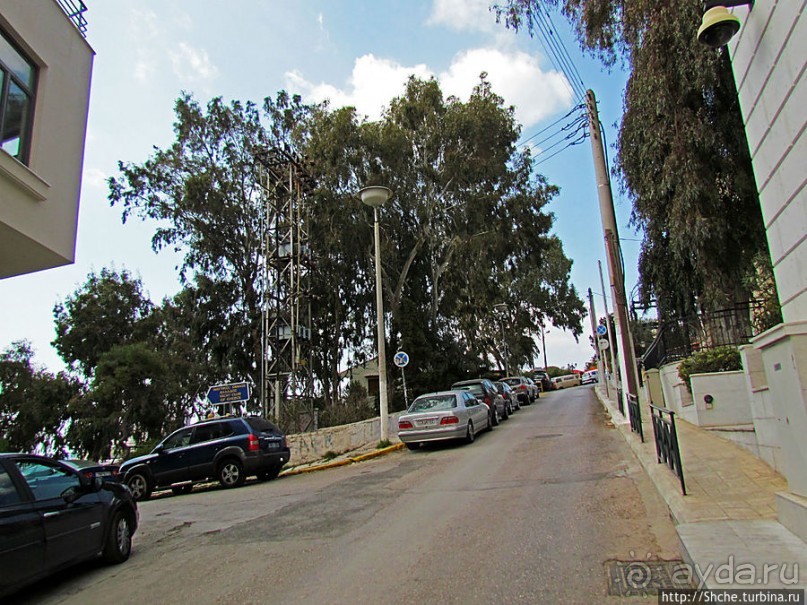 Весь Пирей — от узких улочек до широких проспектов