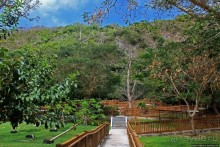 Заглянули в пещеру Калабера