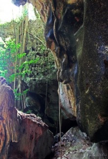 Заглянули в пещеру Калабера