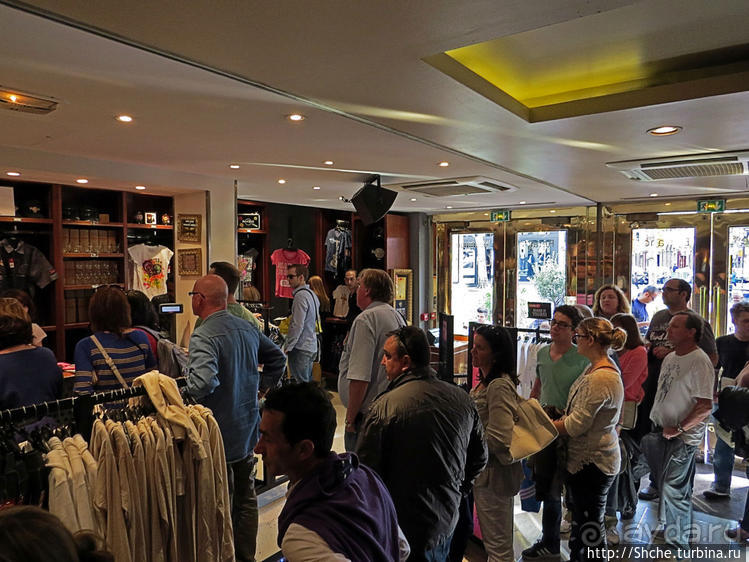 Культовое кафе в Париже