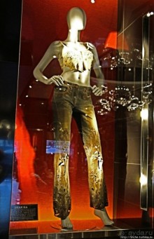 "Культовое" кафе в Барселоне... Мадонна, Шакира и д.р