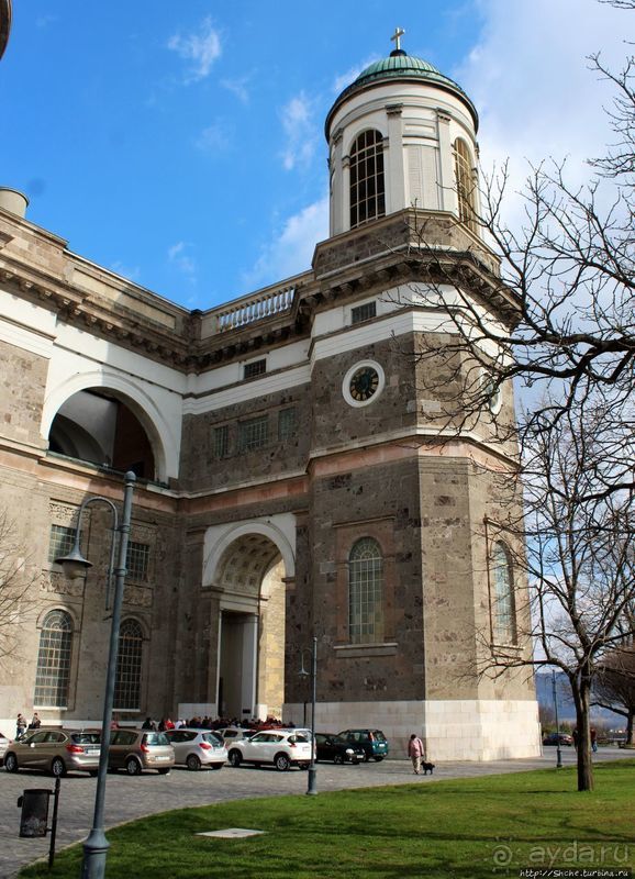 Базилика Святого Адальберта — первый и главный храм Венгрии