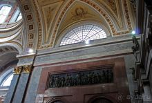 Базилика Святого Адальберта — первый и главный храм Венгрии