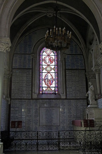 Базилика Непорочного Зачатия в Лурде (верхняя)