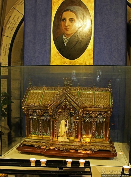 Базилика Непорочного Зачатия в Лурде (верхняя)