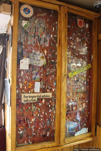 "Антикварный" паб в глубинке Ирландии