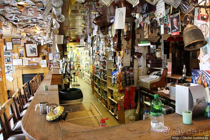 "Антикварный" паб в глубинке Ирландии