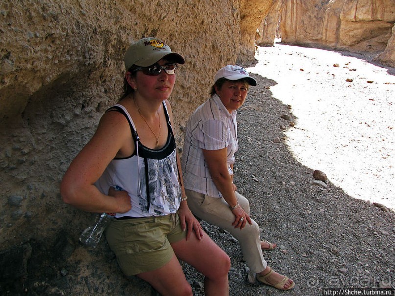 Долина Смерти. Natural Bridge Canyon — русло древней реки