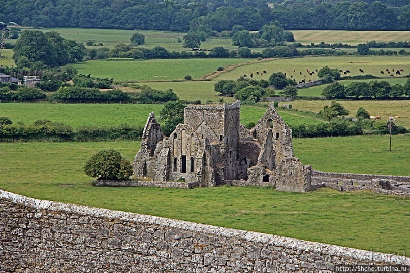 Rock of Cashel. Кэшел — самая легендарная скала Ирландии