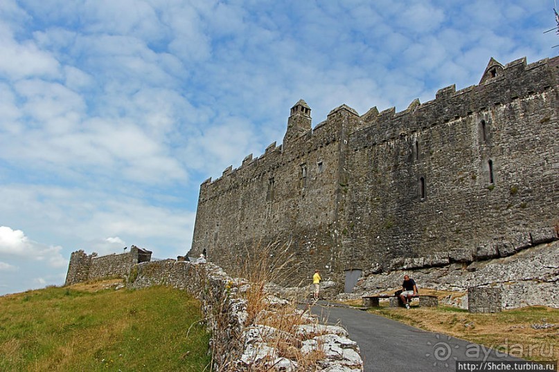 Rock of Cashel. Кэшел — самая легендарная скала Ирландии