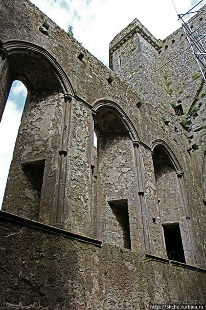 Rock of Cashel. Кэшел — самая легендарная скала Ирландии