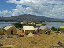 Альбом отзыва "Они так живут! Острова Урос, взгляд доверчивого скептика"