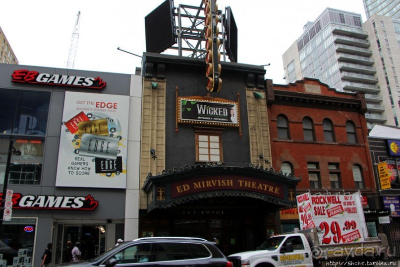 Недоскребы Торонто