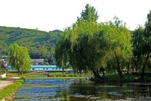 Чонсам — образцово-показательная деревня в КНДР