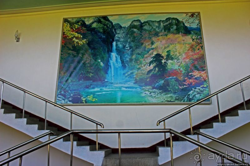 Чонсам — образцово-показательная деревня в КНДР