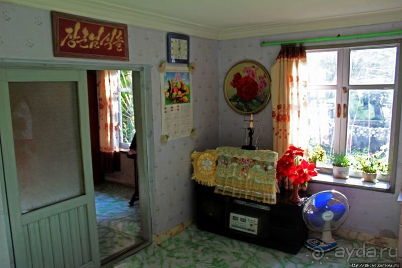 Чонсам — образцово-показательная деревня в КНДР