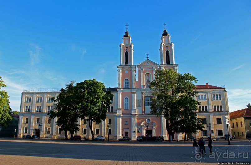 Ратушная площадь — сердце исторического центра Каунаса