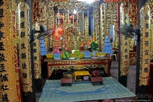 Буддистский монастырь (14в.) в Ха-Лонге