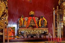 Храм божества процветания и нравственности (удачно заглянул)