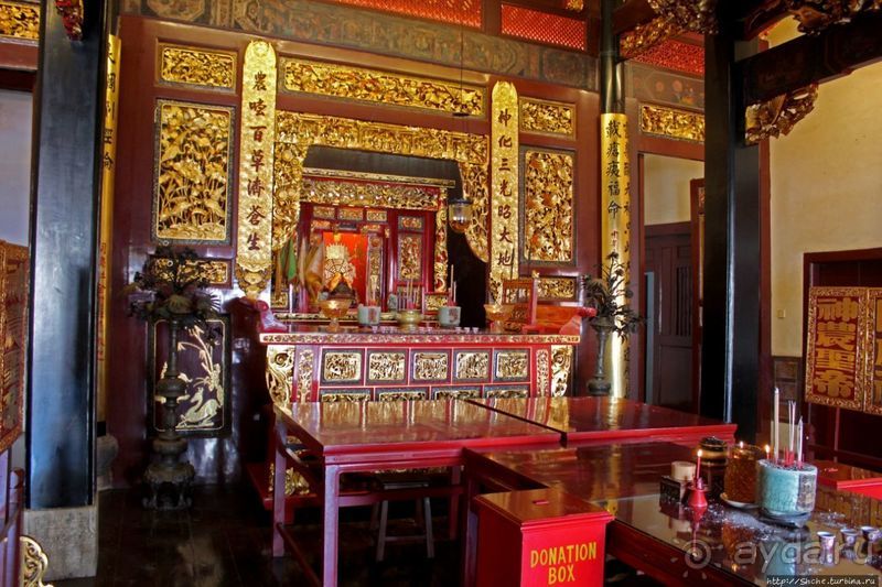 Храм божества процветания и нравственности (удачно заглянул)