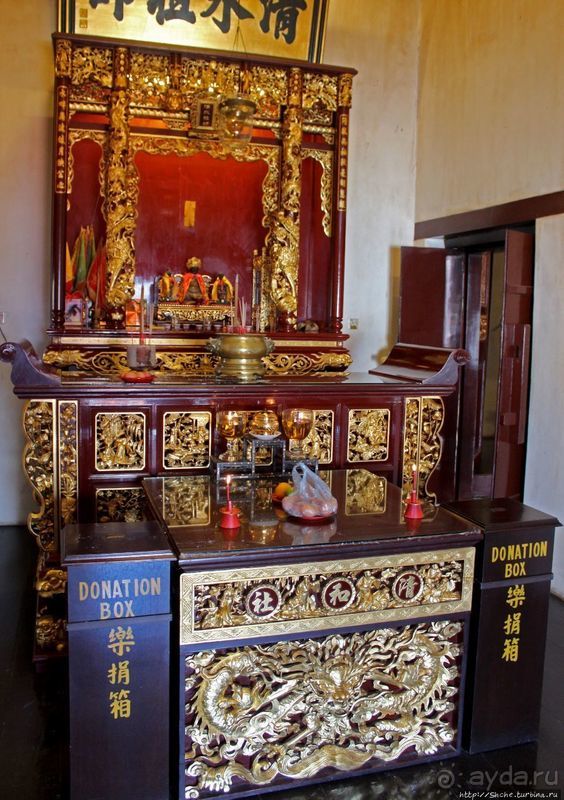 Храм божества процветания и нравственности (удачно заглянул)