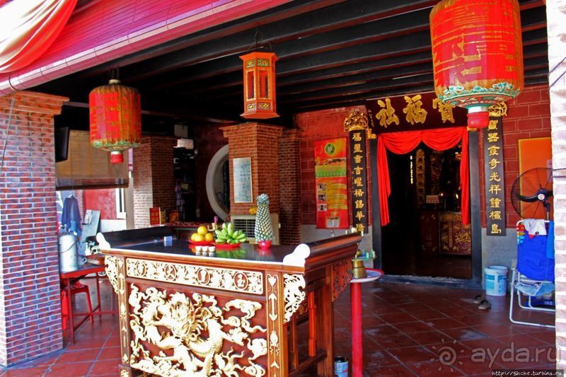 Храм божества процветания и нравственности (удачно заглянул)