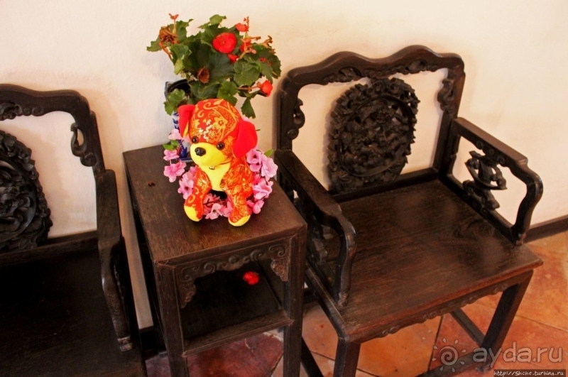 Альбом истории "Дом китайского мандарина в португальском Макао"