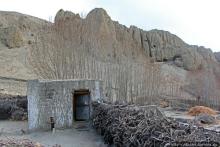 Мустанг. Вынужденная ночевка в обычном доме у местных