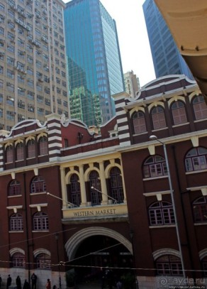 Western Market — подарки, "суконный ряд" и пафосный ресторан