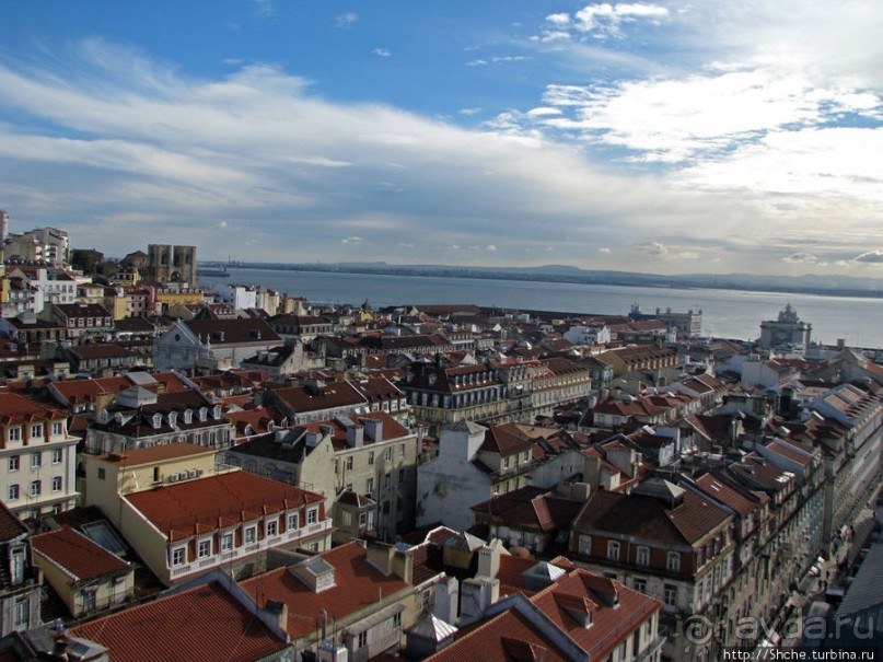 Знаменитый подъемник Элевадор-де-Санта Жушта и виды с него