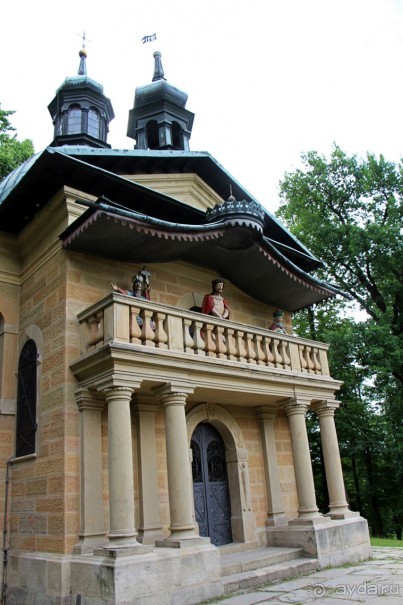 Пройти по Их пути