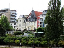 Аллея Аденауэра — набережная Рейна в столичном Бонне