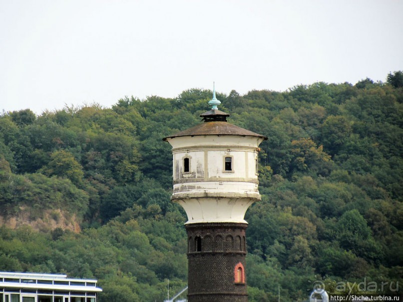 Аллея Аденауэра — набережная Рейна в столичном Бонне