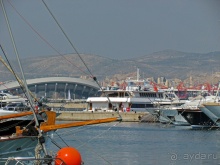 Спокойный берег Саронического залива