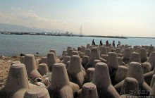 Спокойный берег Саронического залива