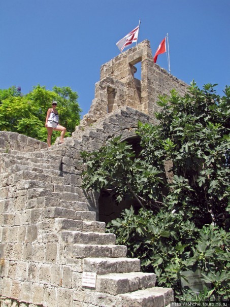 Аббатство Беллапаис- эстетичные развалины в готическом стиле