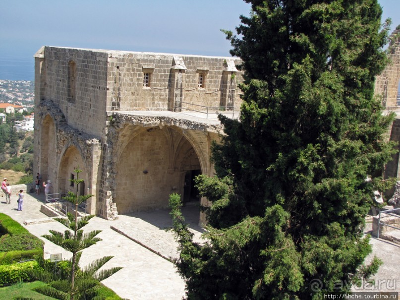 Аббатство Беллапаис- эстетичные развалины в готическом стиле