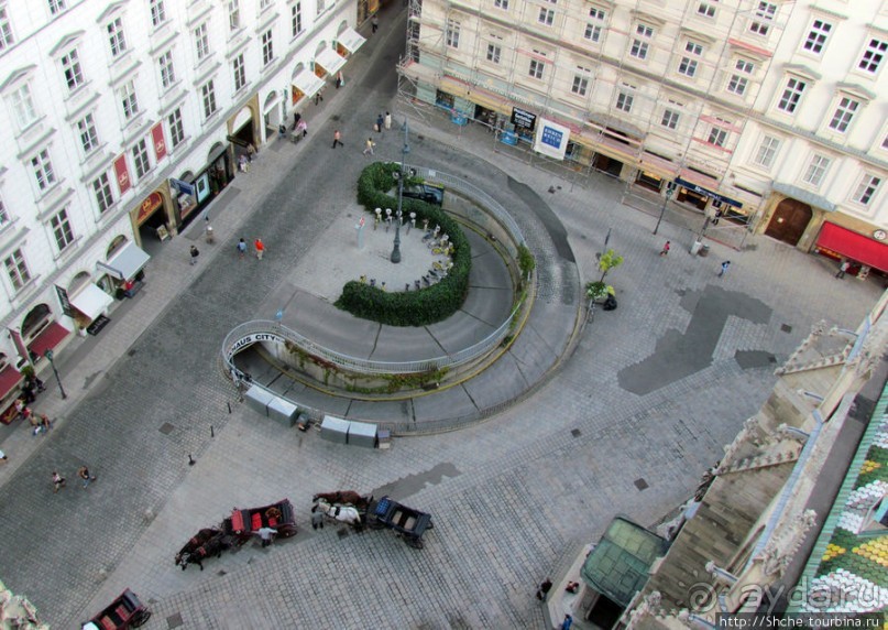 Вена с колокольни Домского собора (Stefansdom)